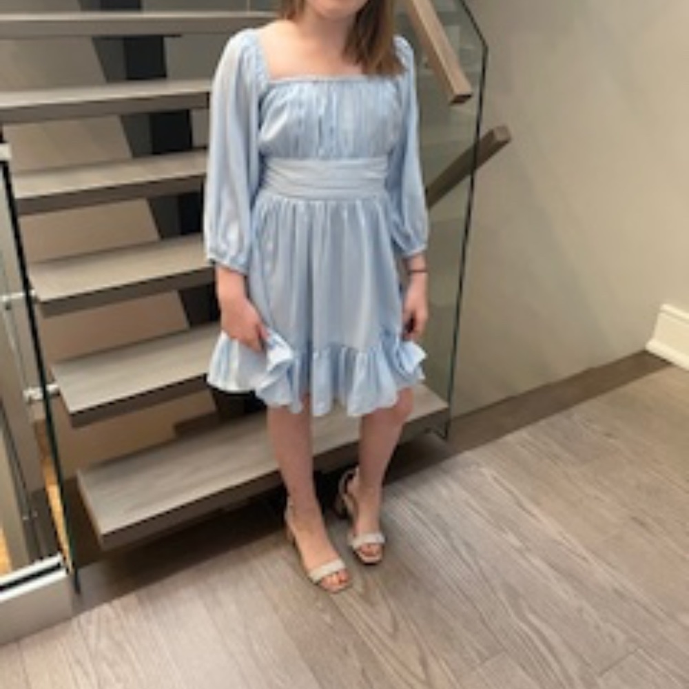 HONEY Cellecci dress in baby blue size sm